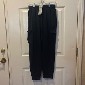 Womens Cargo joggers Black size Medium